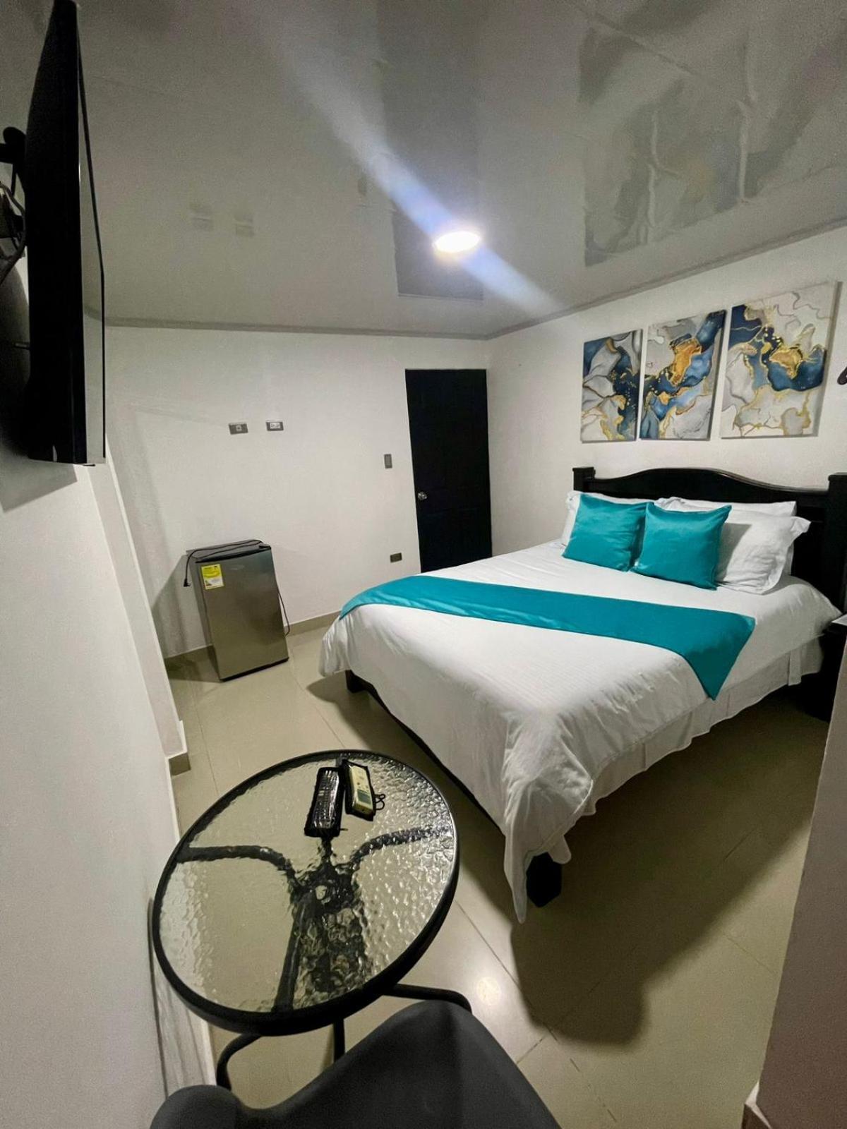 Hotel Light Plaza 阿瓜奇卡 外观 照片